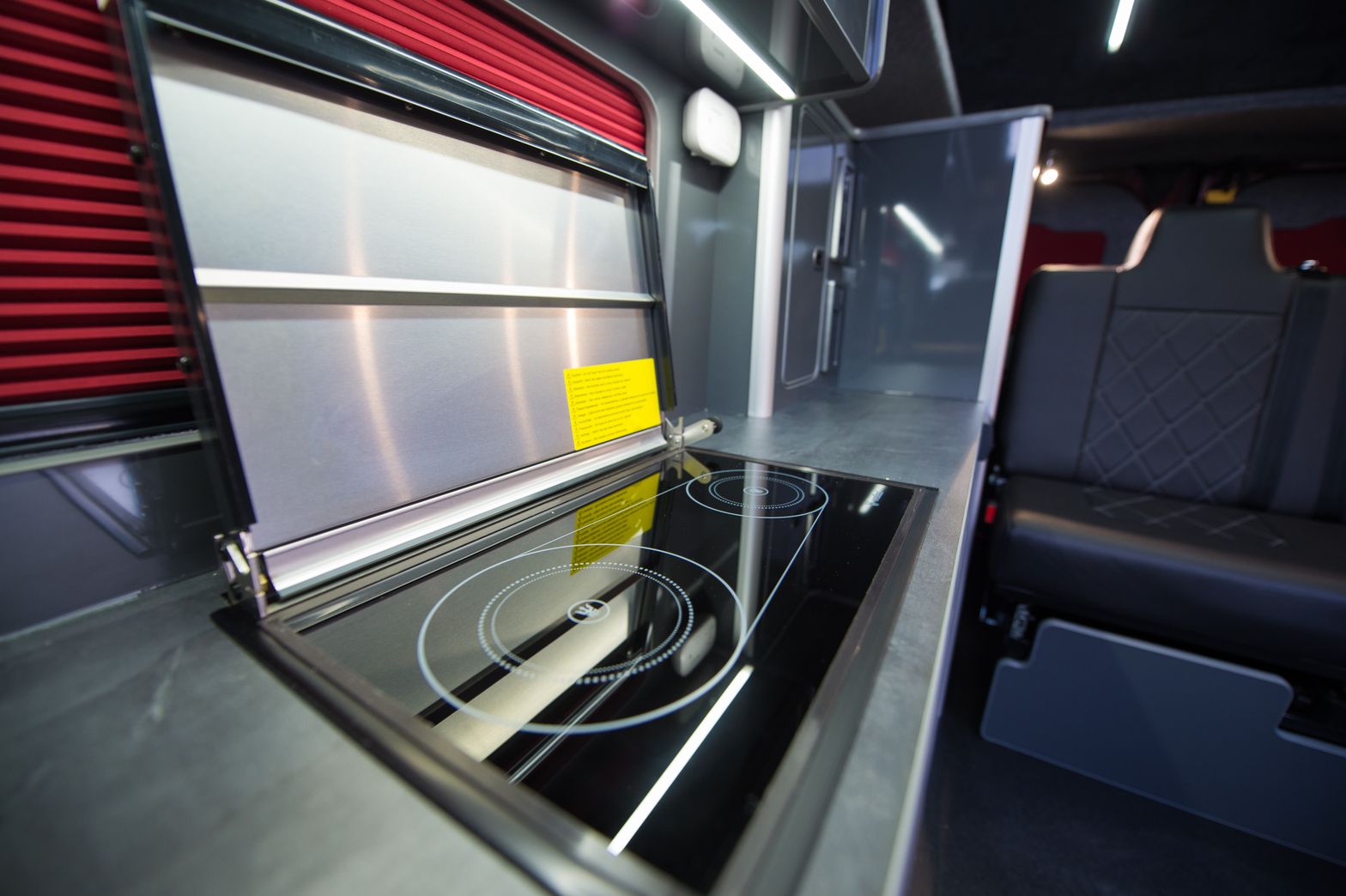 2025 Eryri Adventurer Renault Trafic Extra LWB 4 Berth Campervan - Thumbnail 3