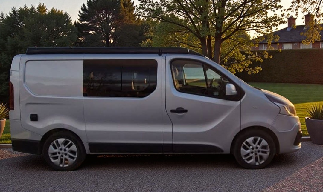 2016 Renault Trafic Sport SWB Campervan